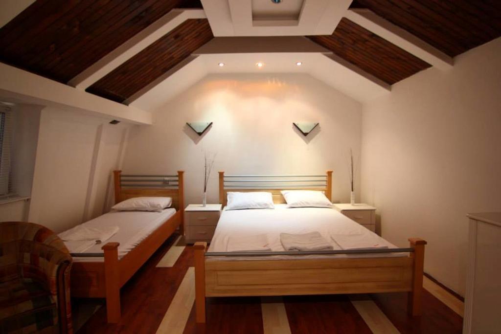 Lira Inn Ni 客房 照片