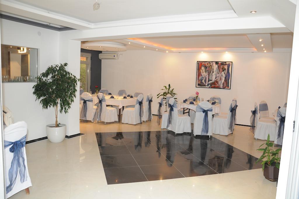 Lira Inn Ni 外观 照片