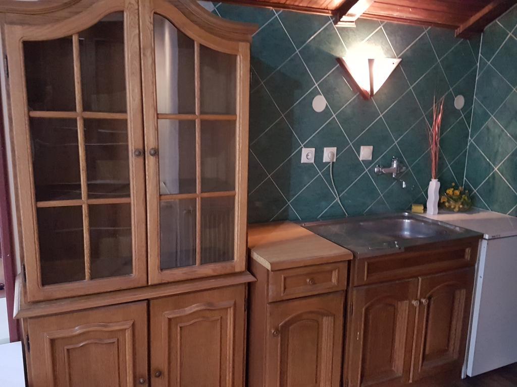 Lira Inn Ni 外观 照片